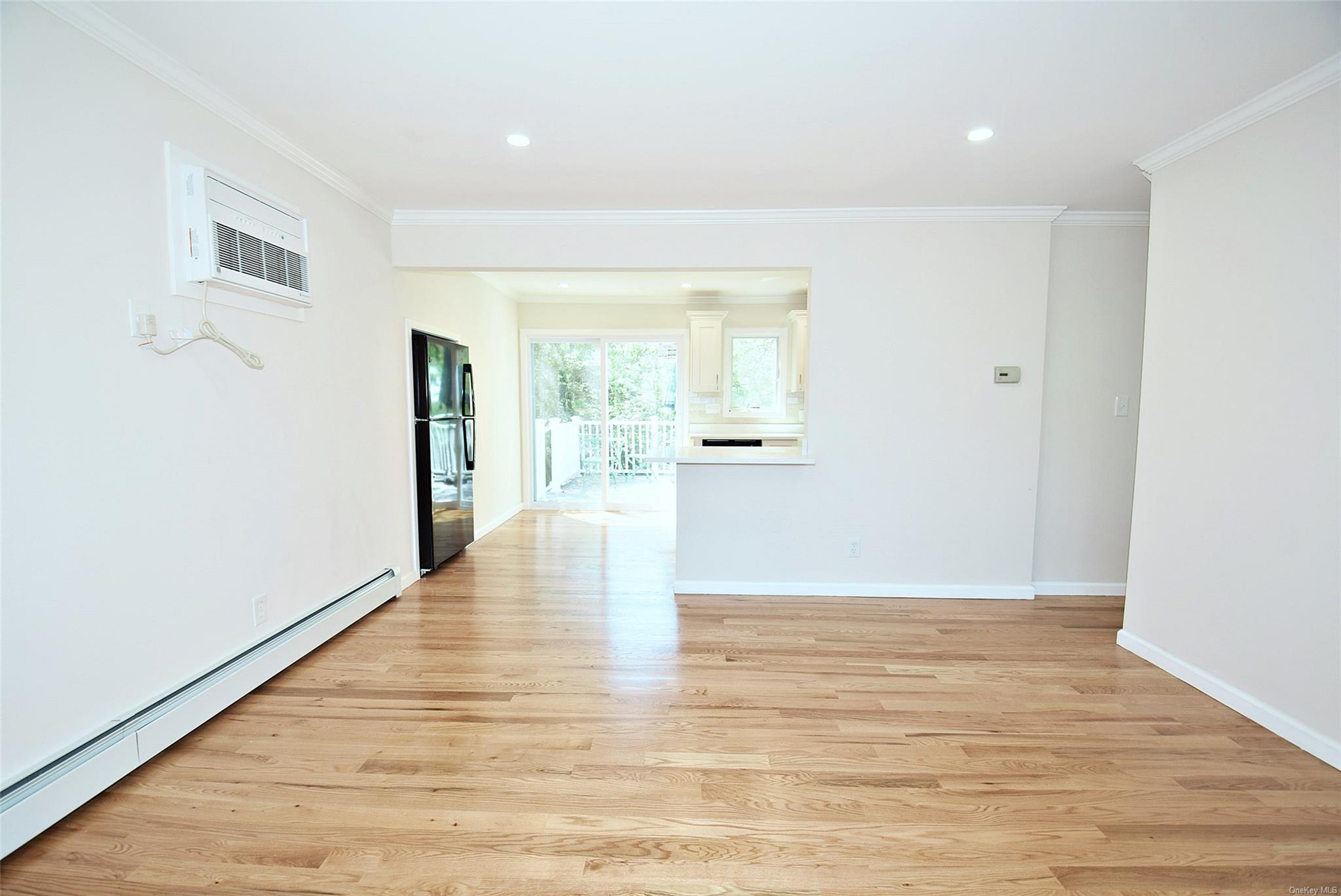 Single Family Karen  Suffolk County, NY 11704, MLS-L3593396-5