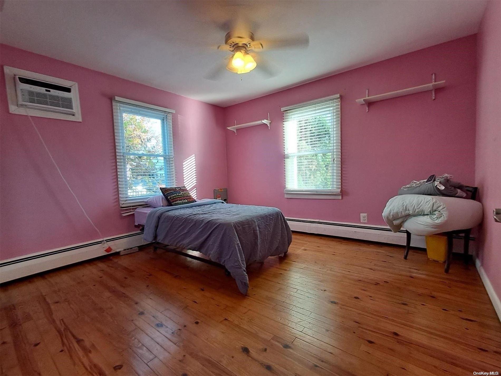 Single Family Seacrest  Suffolk County, NY 11757, MLS-L3593523-11