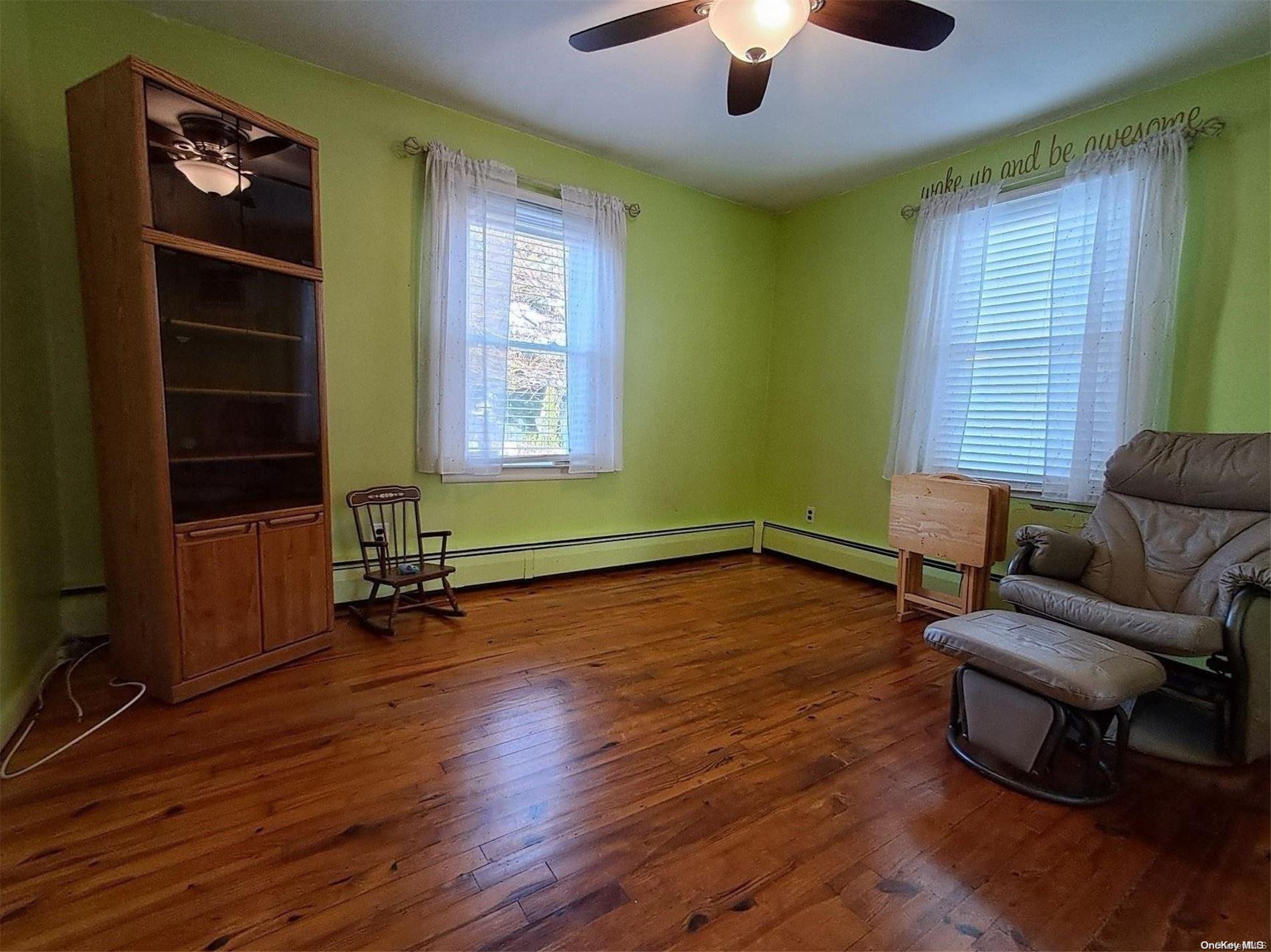 Single Family Seacrest  Suffolk County, NY 11757, MLS-L3593523-12