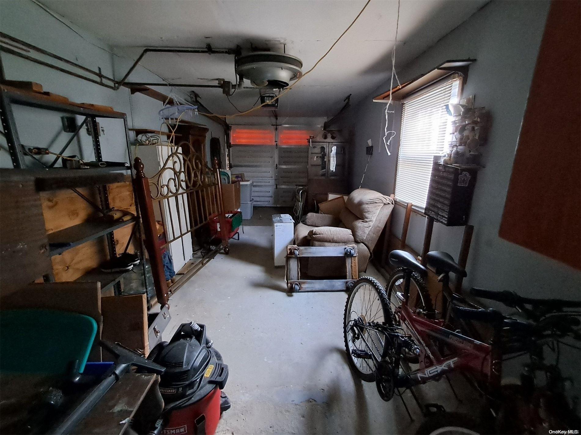 Single Family Seacrest  Suffolk County, NY 11757, MLS-L3593523-17