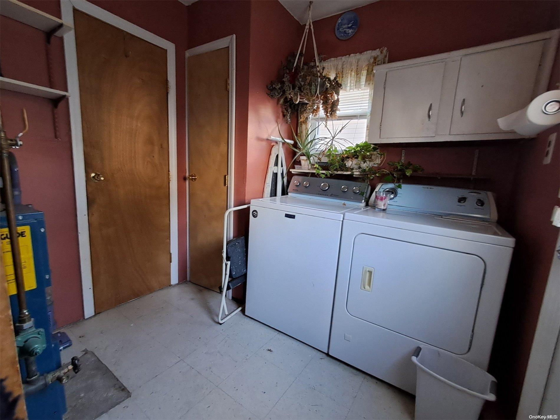 Single Family Seacrest  Suffolk County, NY 11757, MLS-L3593523-18