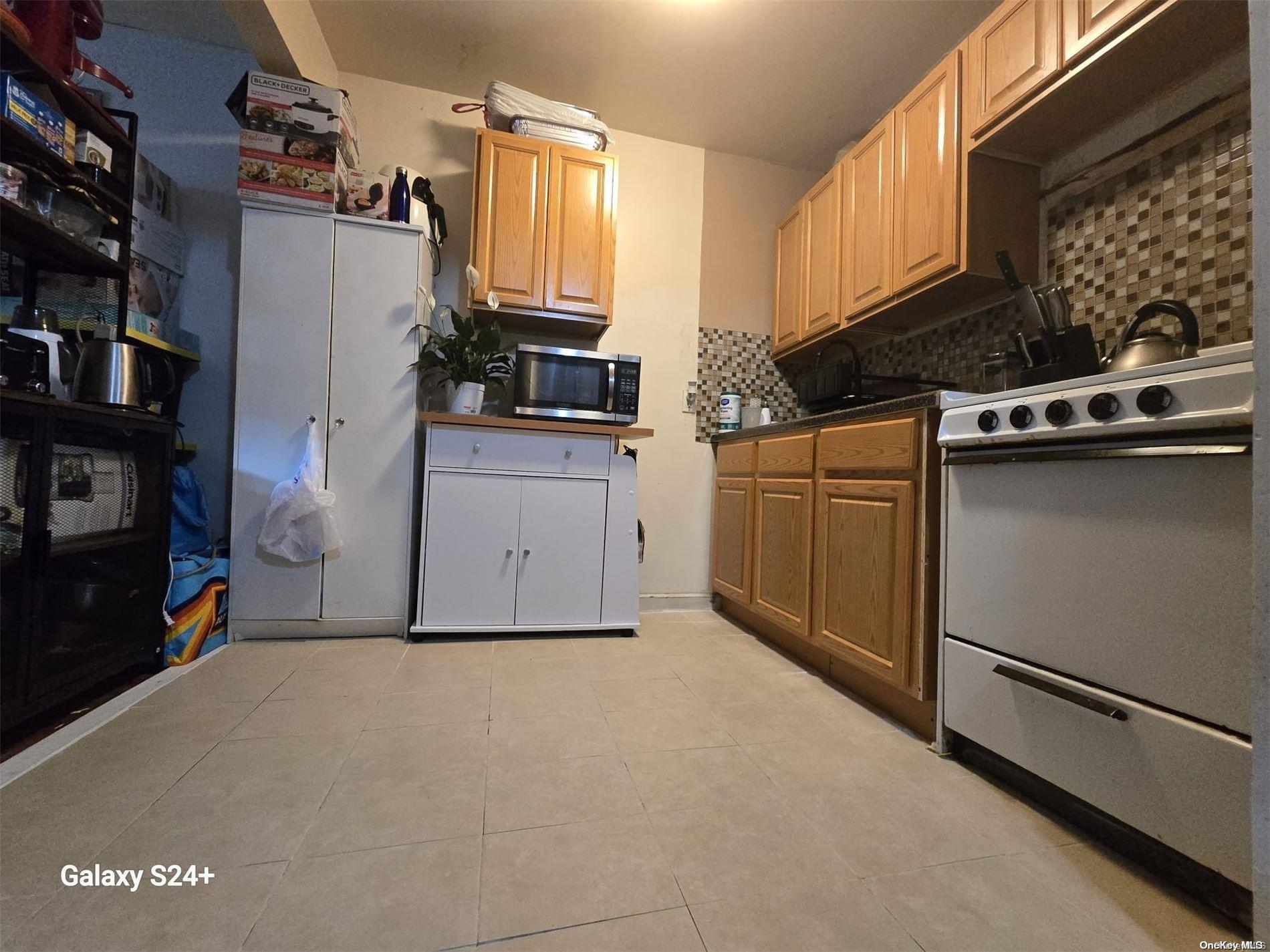 Single Family Ashford  Brooklyn, NY 11207, MLS-L3593525-12