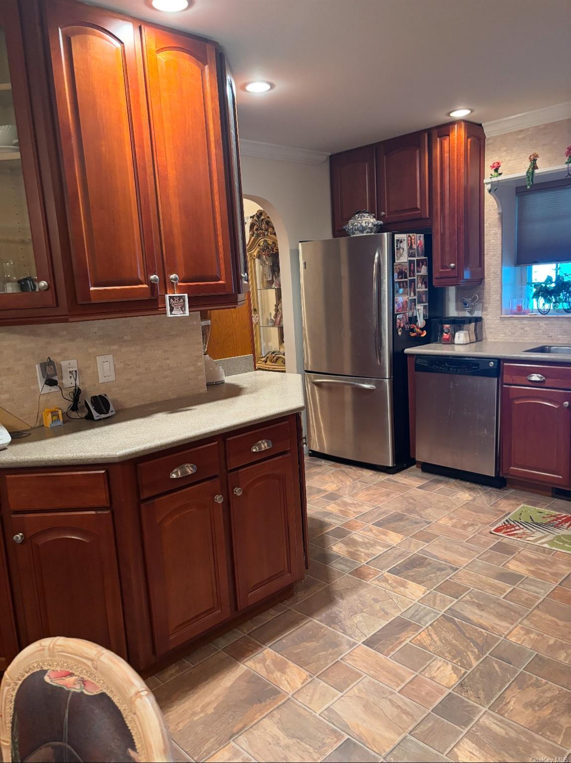 Condo Old Country  Suffolk County, NY 11901, MLS-L3593702-4