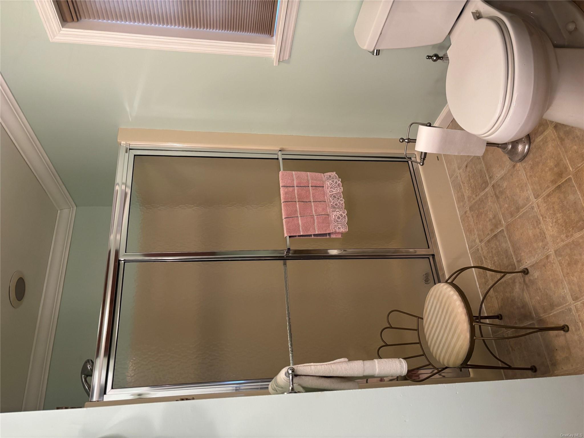 Condo Old Country  Suffolk County, NY 11901, MLS-L3593702-9