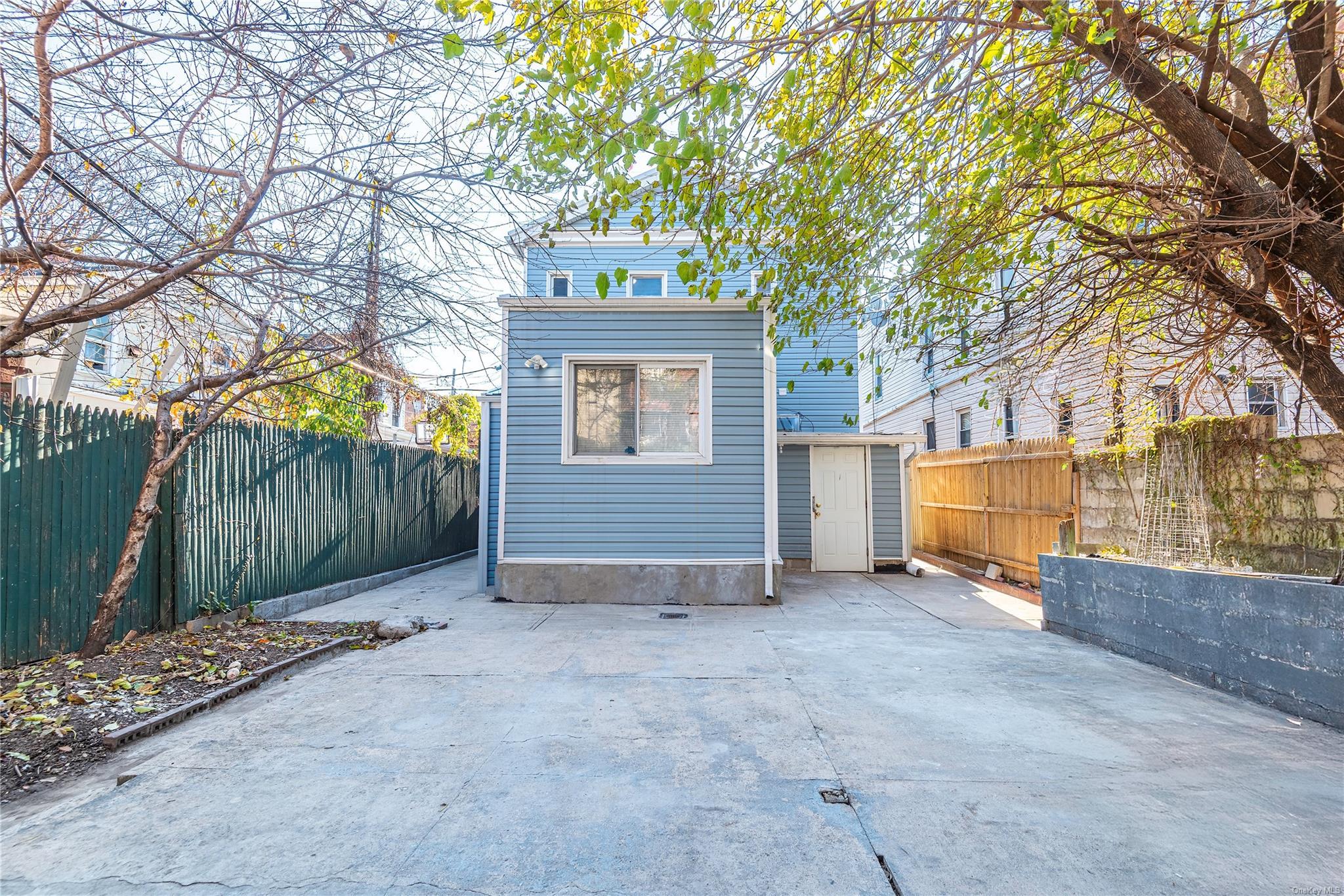 Single Family 44th  Queens, NY 11373, MLS-L3593783-26