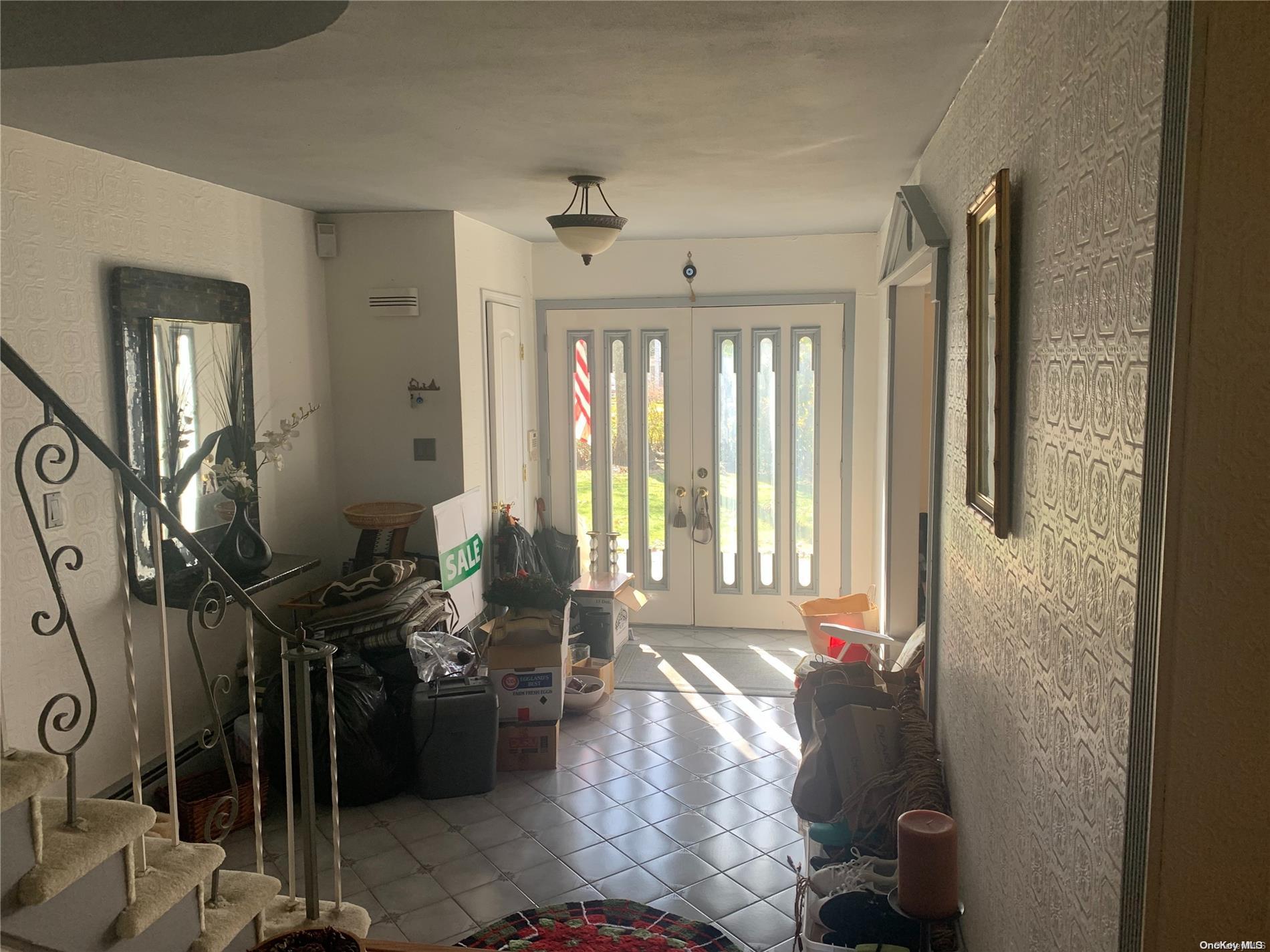 Single Family Ellen  Suffolk County, NY 11755, MLS-LP1430301-17