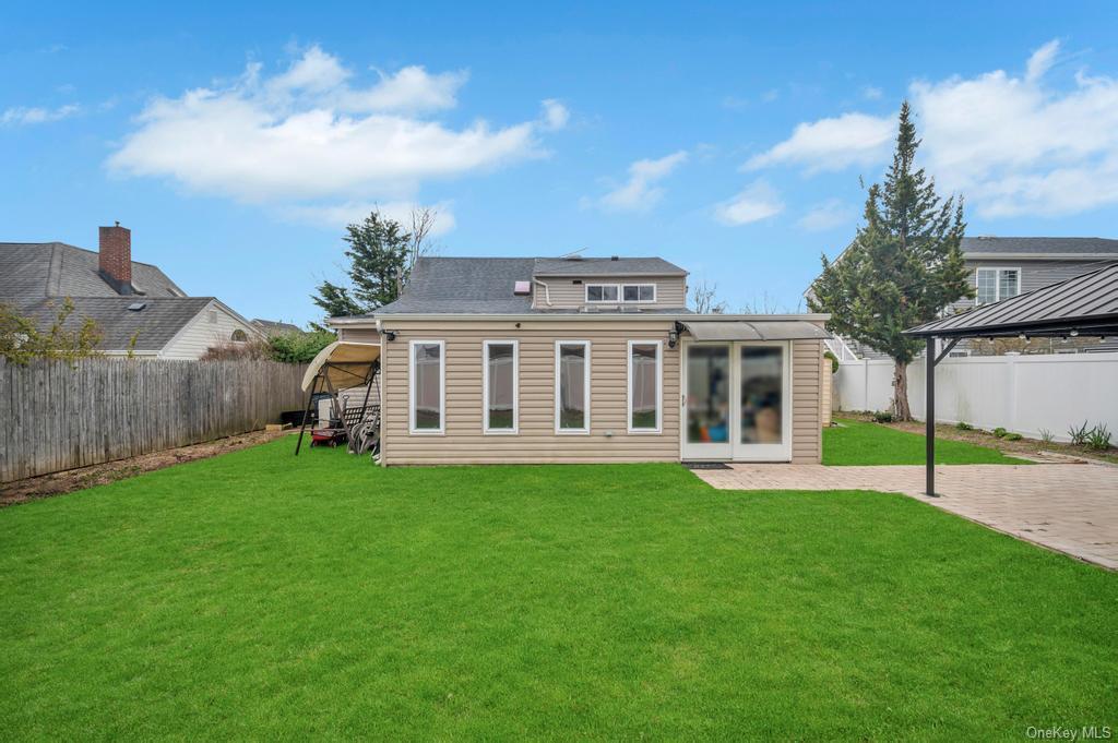 Single Family Berry  Nassau County, NY 11801, MLS-LP1430469-32