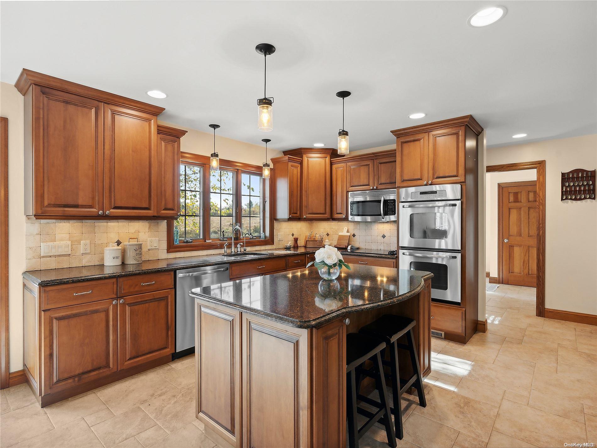 Single Family Pier  Suffolk County, NY 11901, MLS-LP1436222-5