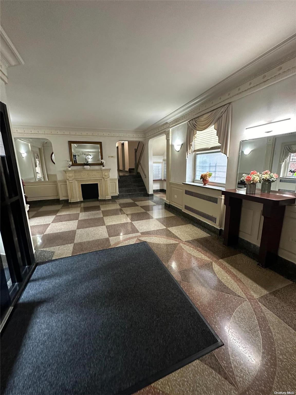 Apartment Saunders  Queens, NY 11374, MLS-LP1437720-3