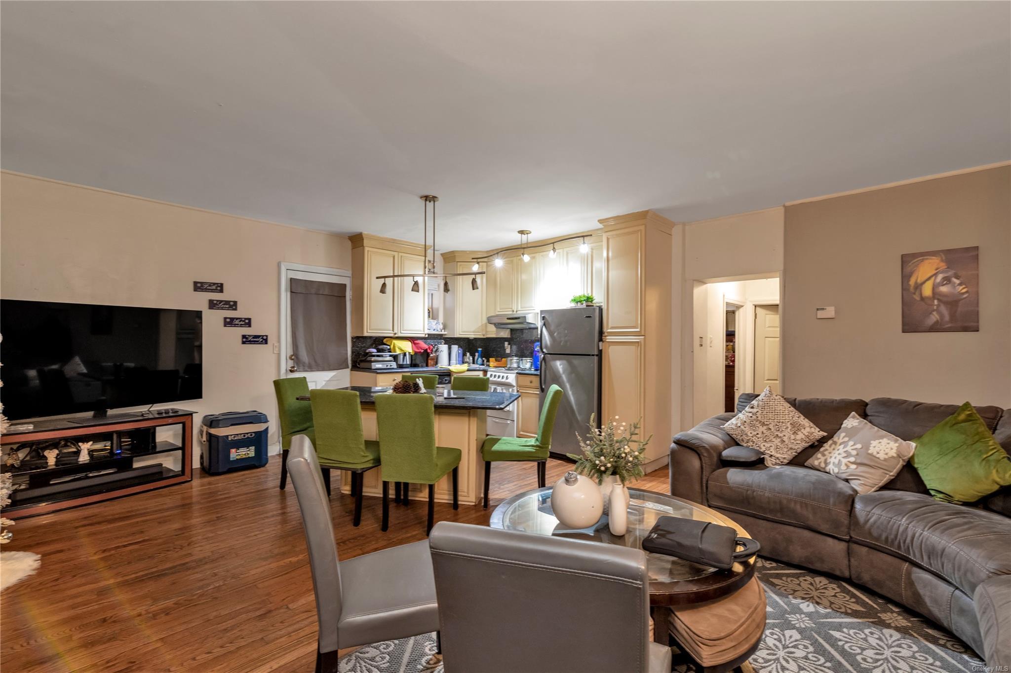 Single Family 104th  Queens, NY 11368, MLS-LP1438516-6