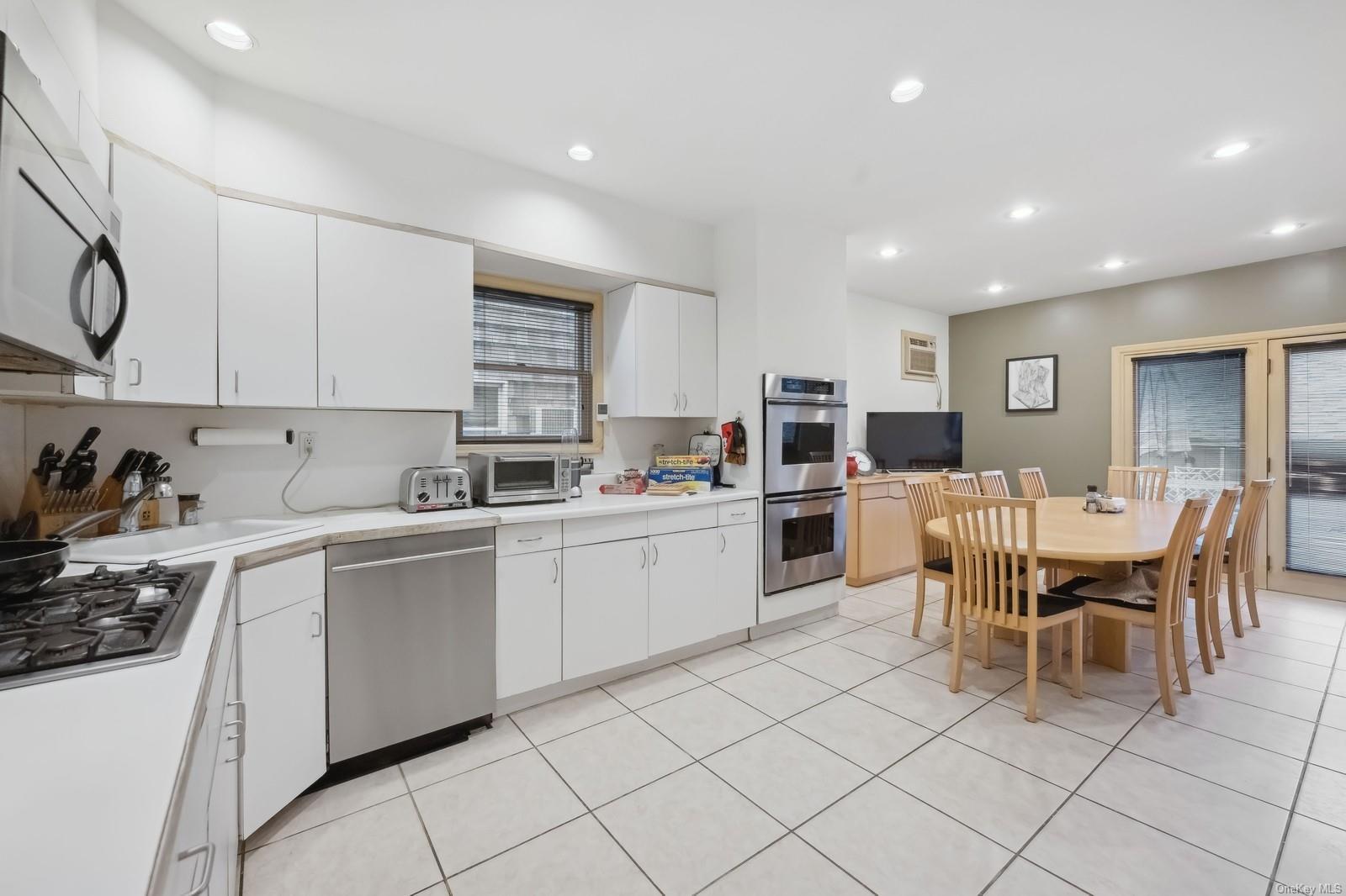 Single Family Harvard  Nassau County, NY 11557, MLS-LP1438587-29