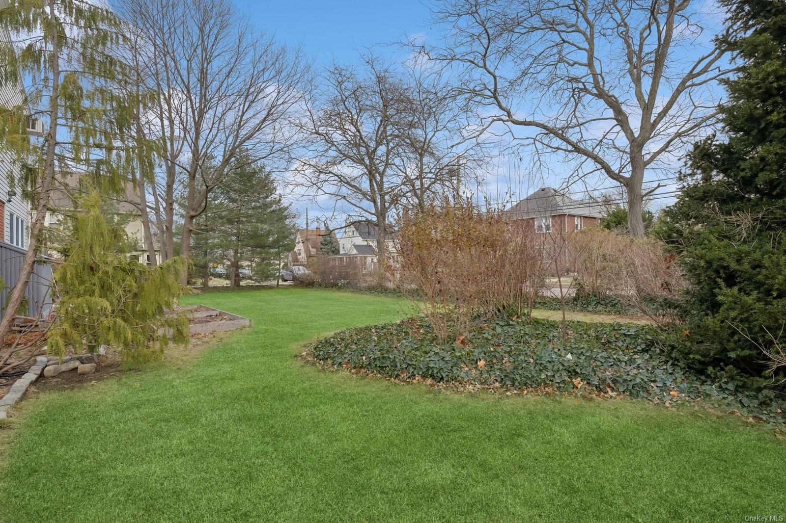 Single Family Harvard  Nassau County, NY 11557, MLS-LP1438587-33