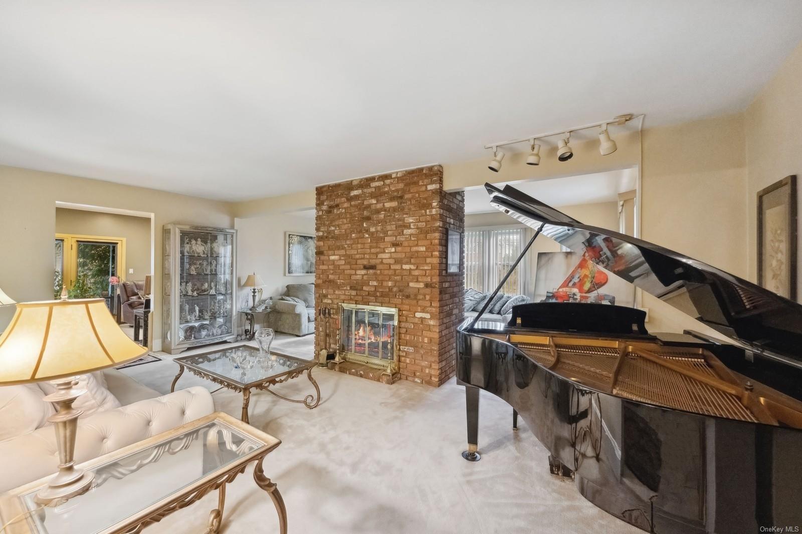 Single Family Harvard  Nassau County, NY 11557, MLS-LP1438587-7