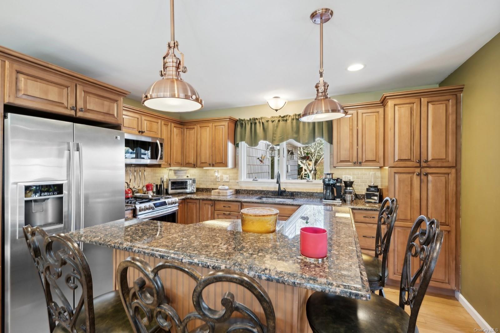 Single Family Peconic Bay  Suffolk County, NY 11947, MLS-LP1439113-11