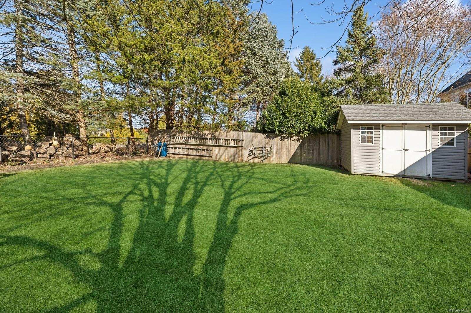 Single Family Peconic Bay  Suffolk County, NY 11947, MLS-LP1439113-28