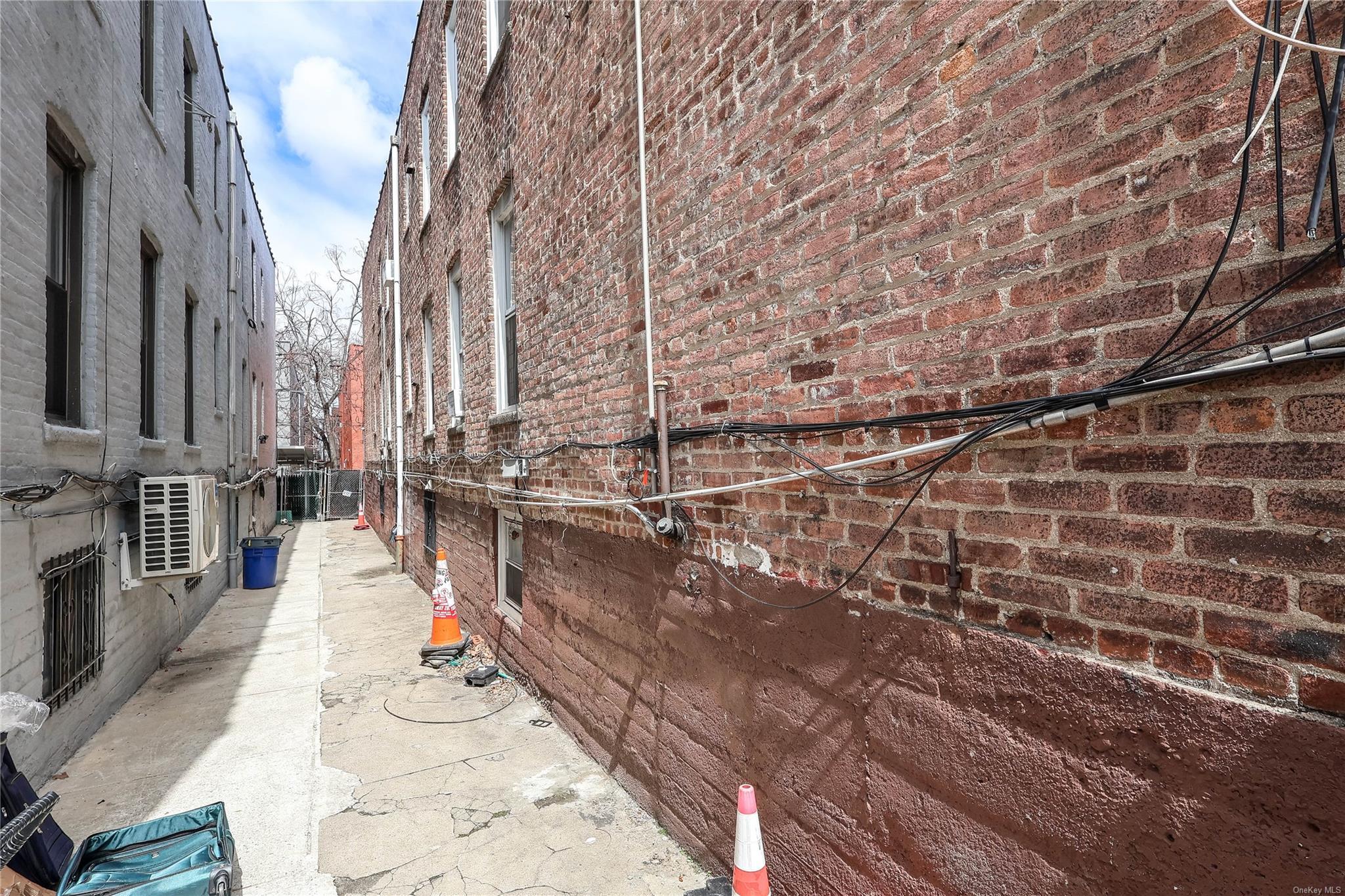 Single Family Bruckner Blvd  Bronx, NY 10472, MLS-LP1439524-19
